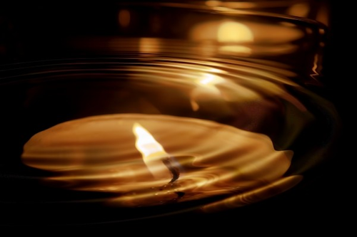 candle-wave-water-mirroring-light-advent-jpg