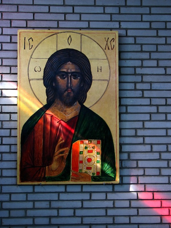 christ-religion-jesus-icon-ray-of-light-colorful-jpg